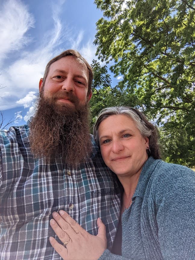 Temah and T.J. - The founders of Graidle